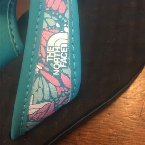 New with tags north face flip-flop
